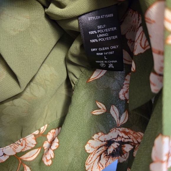 Astr Green Floral Wrap Top - Picture 8 of 10